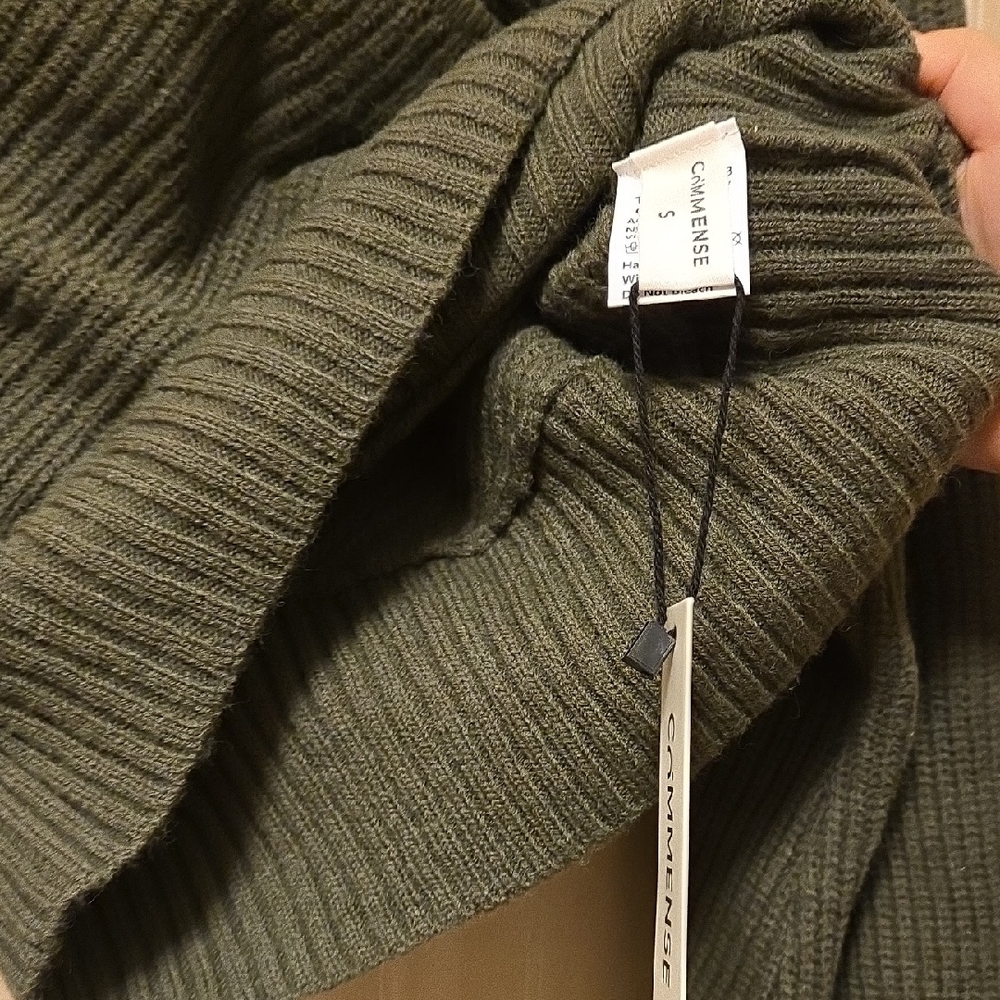 Commense Green two in one Bat Sleeve Halter Knit Sweater - Picture 5 of 5